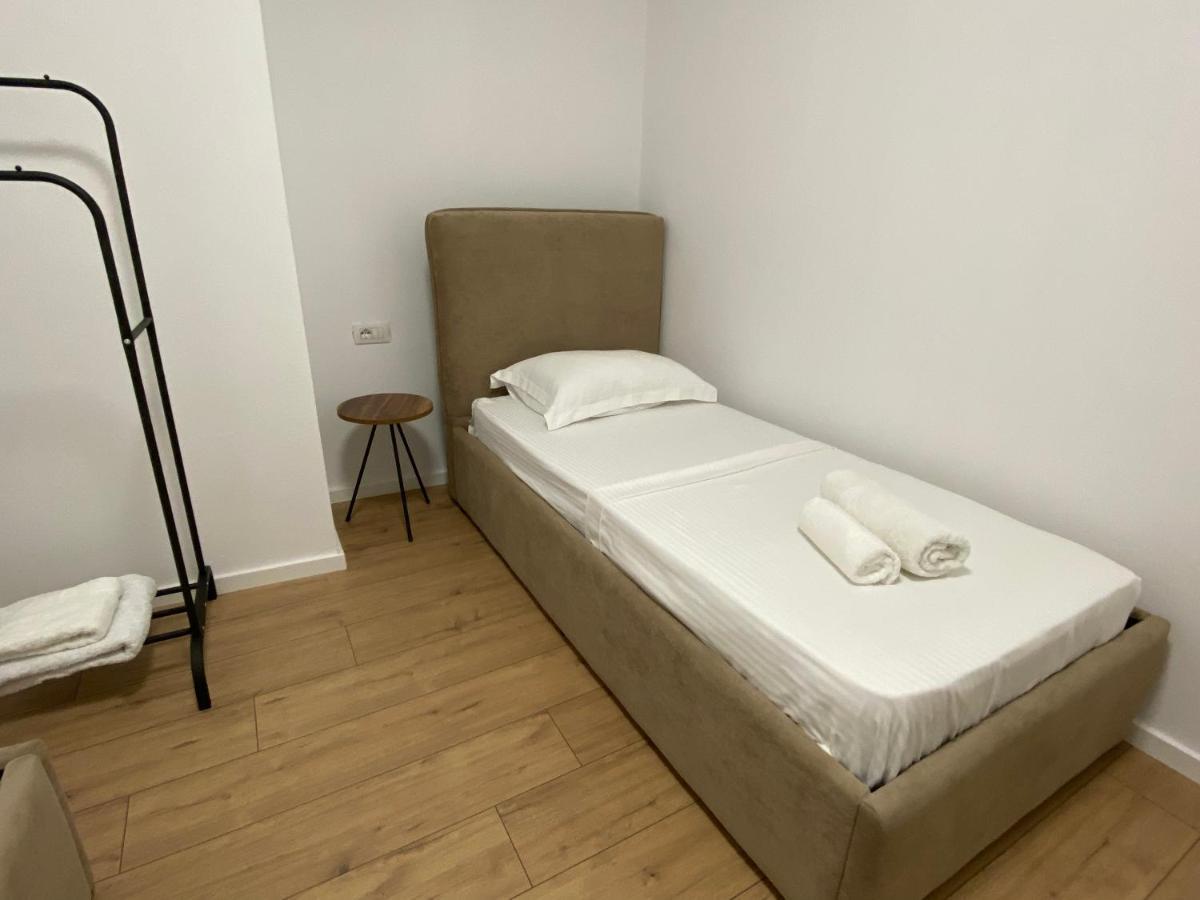 Brand New Apts Located At The City'S Main Square-100 Mbs Wifi Durrës Eksteriør bilde