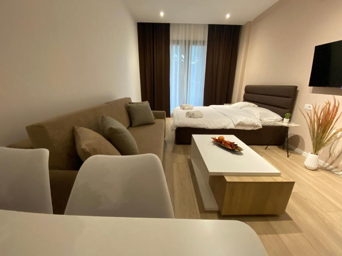 Brand New Apts Located At The City'S Main Square-100 Mbs Wifi Durrës Eksteriør bilde